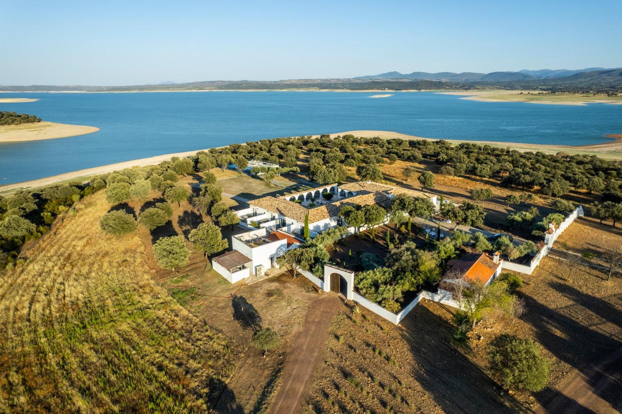 Finca Shenonkop Hotel Rural ナバルモラル・デ・ラ・マタ エクステリア 写真