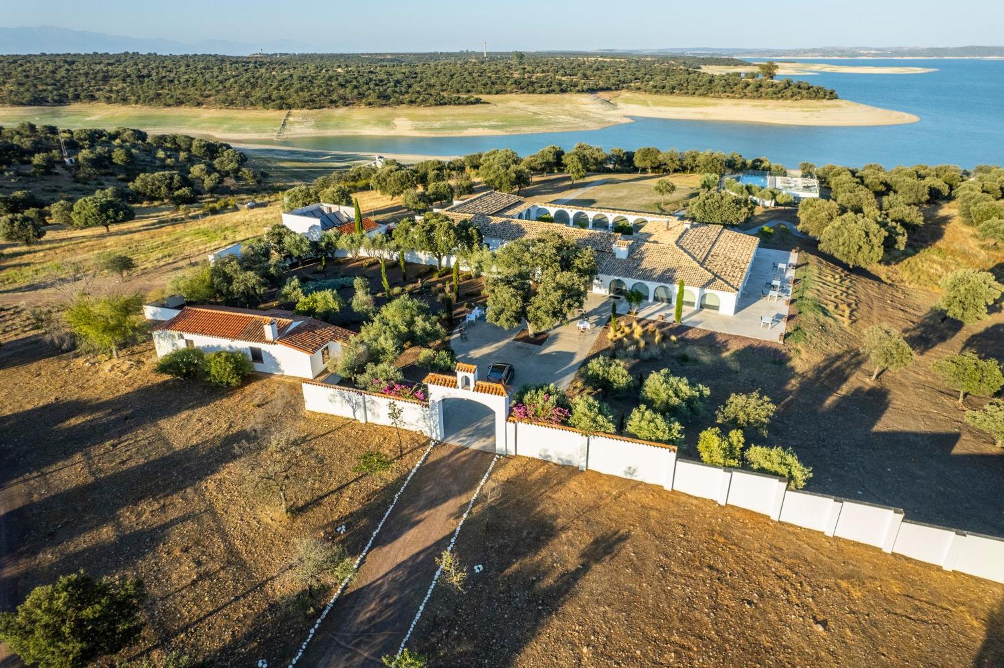 Finca Shenonkop Hotel Rural ナバルモラル・デ・ラ・マタ エクステリア 写真